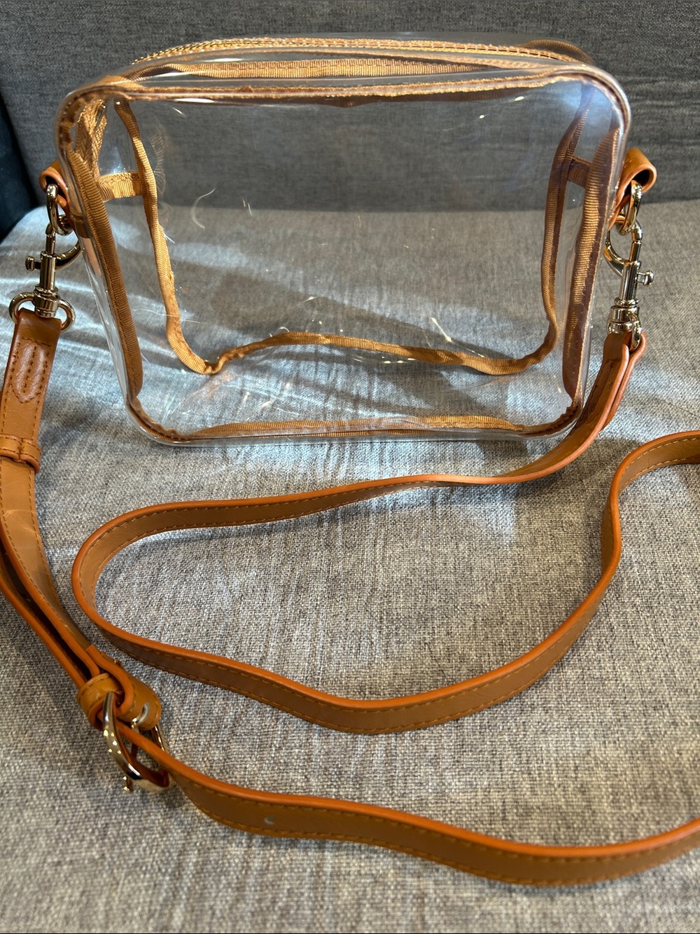 Universal Thread Transparent Crossbody with Tan Trim and Strap